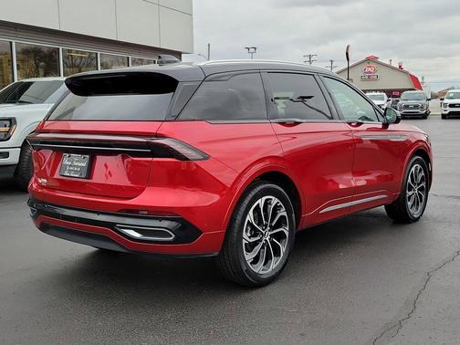 2024 Lincoln Nautilus Reserve