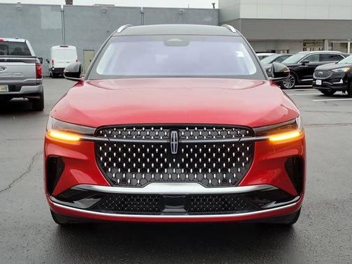 2024 Lincoln Nautilus Reserve