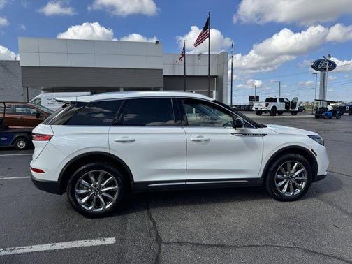 2021 Lincoln Corsair Standard