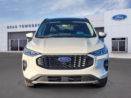 2026 Ford Escape Platinum