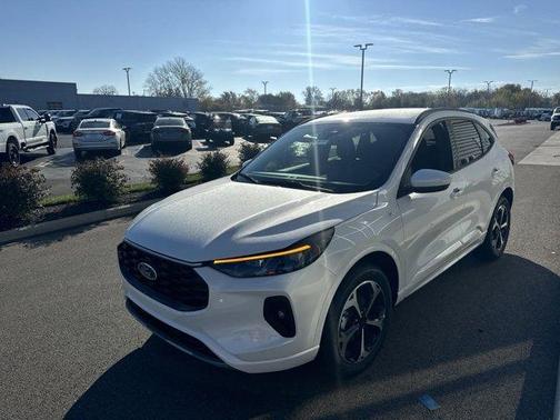 2025 Ford Escape ST-Line Elite