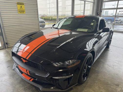 2020 Ford Mustang EcoBoost