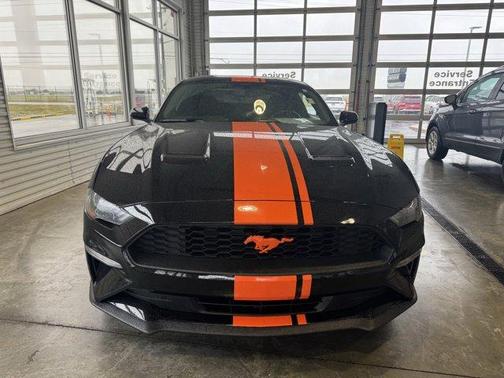 2020 Ford Mustang EcoBoost
