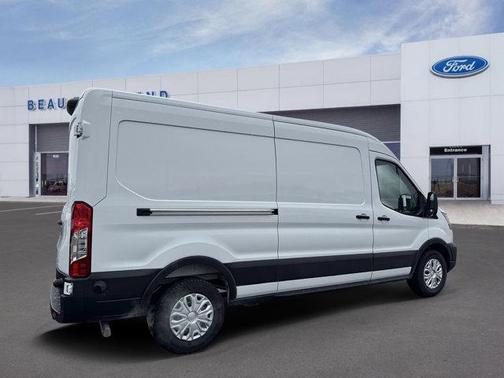 2026 Ford Transit-250 148 WB Medium Roof Cargo