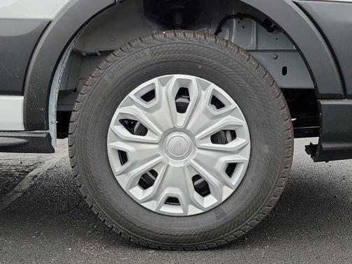 2026 Ford Transit-250 148 WB Medium Roof Cargo