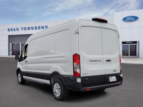 2026 Ford Transit-250 148 WB Medium Roof Cargo