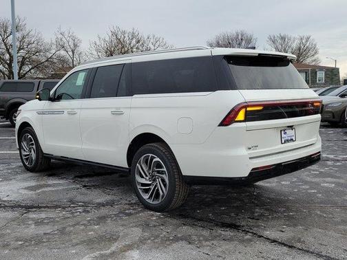 2025 Lincoln Navigator L Reserve