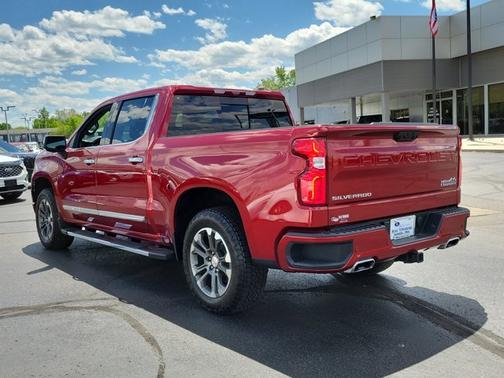 Radiant Red 2025 Chevrolet Silverado 1500 HIGH COUNTRY