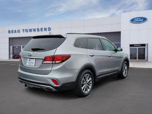 2018 Hyundai SANTA FE SE