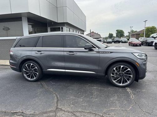 2023 Lincoln Aviator Reserve AWD