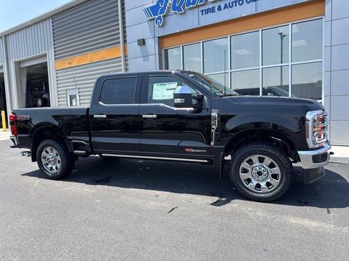 2025 Ford F-350 Lariat Super Duty