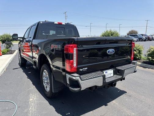 2025 Ford F-350 Lariat Super Duty