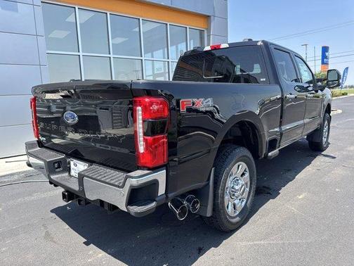 2025 Ford F-350 Lariat Super Duty