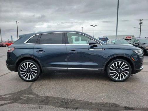 2021 Lincoln Nautilus Black Label
