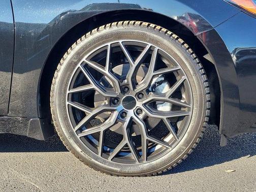 2022 Nissan Maxima SR