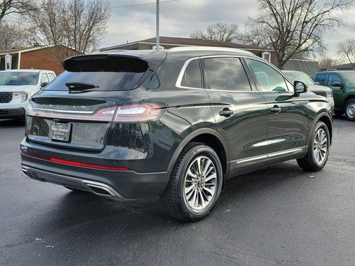 2022 Lincoln Nautilus Reserve