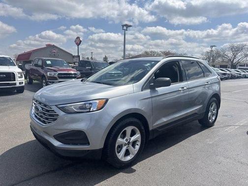2022 Ford Edge SE