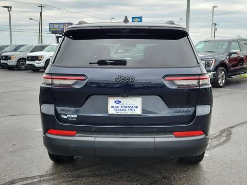 Midnight Sky 2024 Jeep Grand Cherokee LIMITED