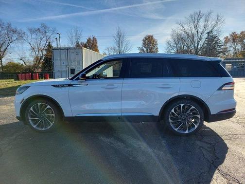2026 Lincoln Aviator Reserve AWD