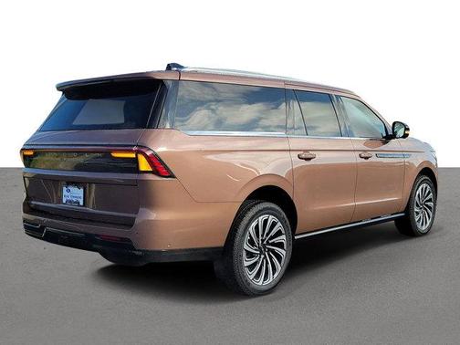 2025 Lincoln Navigator L Black Label