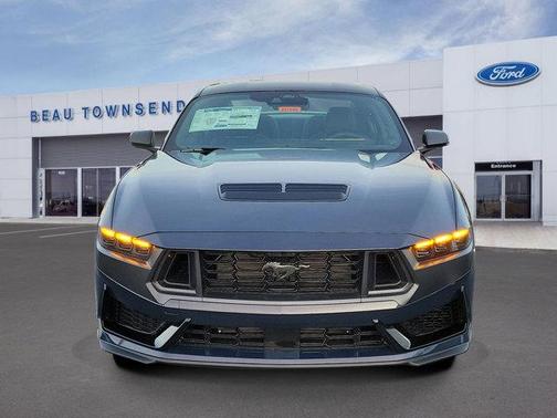 2025 Ford Mustang Dark Horse