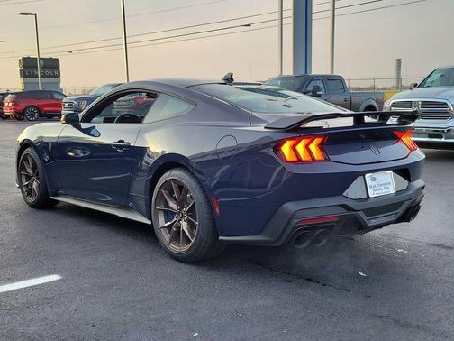 2025 Ford Mustang Dark Horse