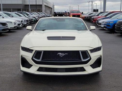 2025 Ford Mustang GT Premium