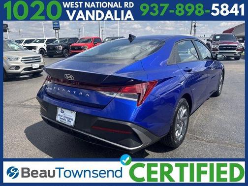 2024 Hyundai ELANTRA SEL