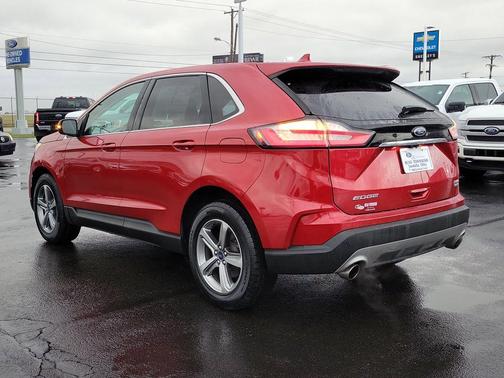 2020 Ford Edge SEL