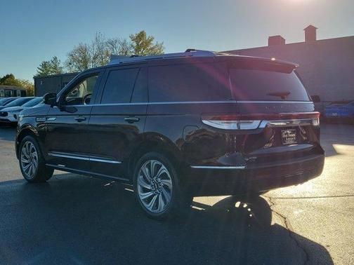 2023 Lincoln Navigator Reserve