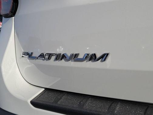 White Metallic 2025 Ford Explorer Platinum