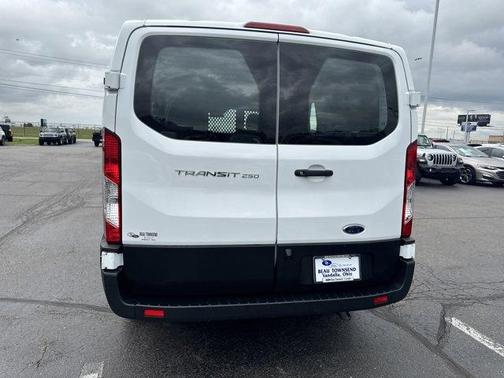 2023 Ford Transit-250 T250 LOW RF