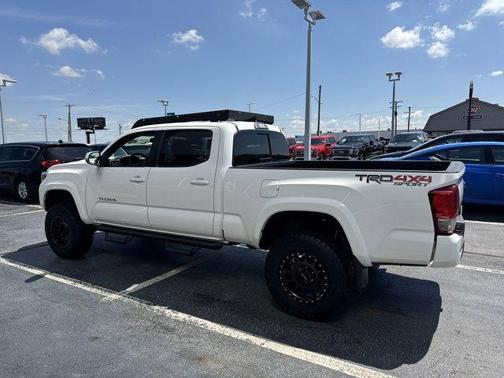 2017 Toyota Tacoma TRD Sport