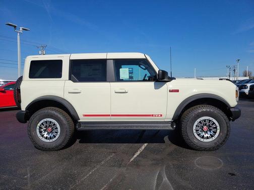 White 2026 Ford Bronco Outer Banks