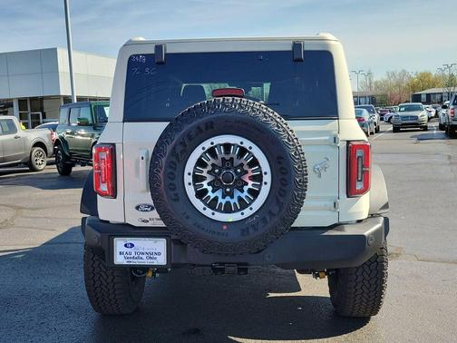 White 2026 Ford Bronco Outer Banks