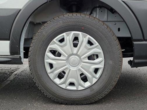 2025 Ford Transit-250 148 WB Medium Roof Cargo
