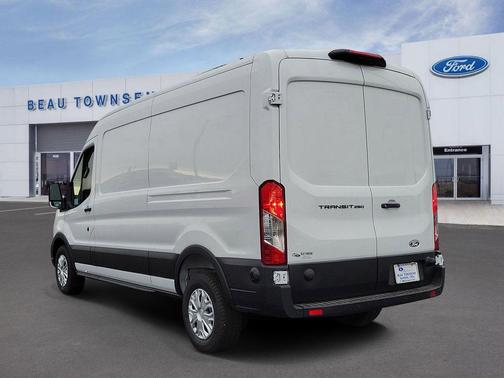 2025 Ford Transit-250 148 WB Medium Roof Cargo