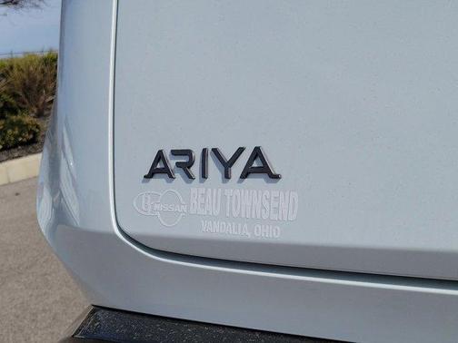 2025 Nissan ARIYA PLATINUM+