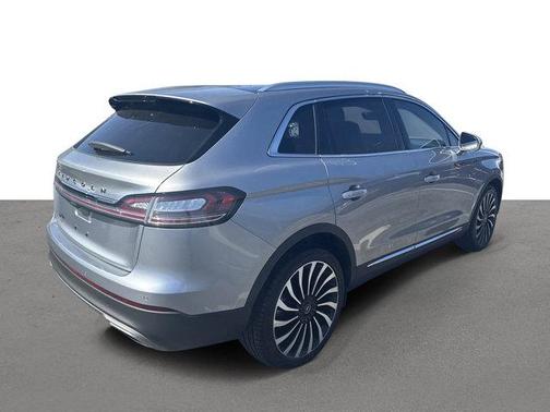 2022 Lincoln Nautilus Black Label