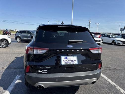 2022 Ford Escape Titanium