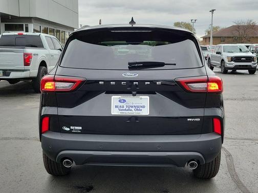 2026 Ford Escape ST-Line