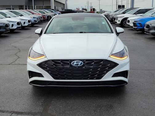 Quartz White 2022 Hyundai SONATA LIMITED
