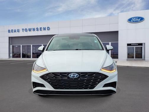 Quartz White 2022 Hyundai SONATA LIMITED