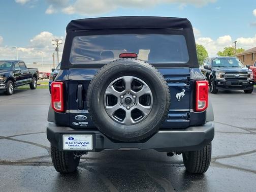 ANTIMATTER BLUE METALLIC 2021 Ford Bronco BIG BEND