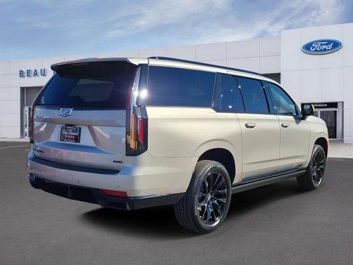 2023 Cadillac Escalade ESV Sport