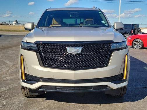 2023 Cadillac Escalade ESV Sport