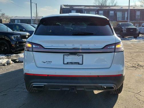 2022 Lincoln Nautilus Reserve