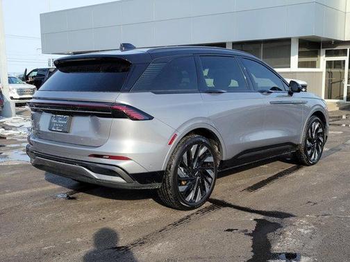 2024 Lincoln Nautilus Reserve