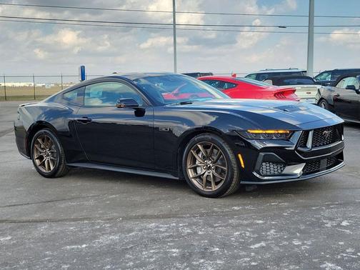 2025 Ford Mustang GT Premium