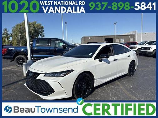 2022 Toyota Avalon Hybrid XSE Nightshade